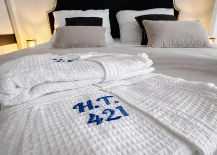 Διαμέρισμα Hanza Tower 421 *